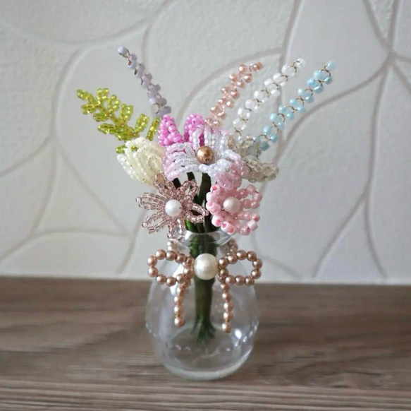 小さなお花たち ピンク系 ビーズフラワー ( 小瓶もセット