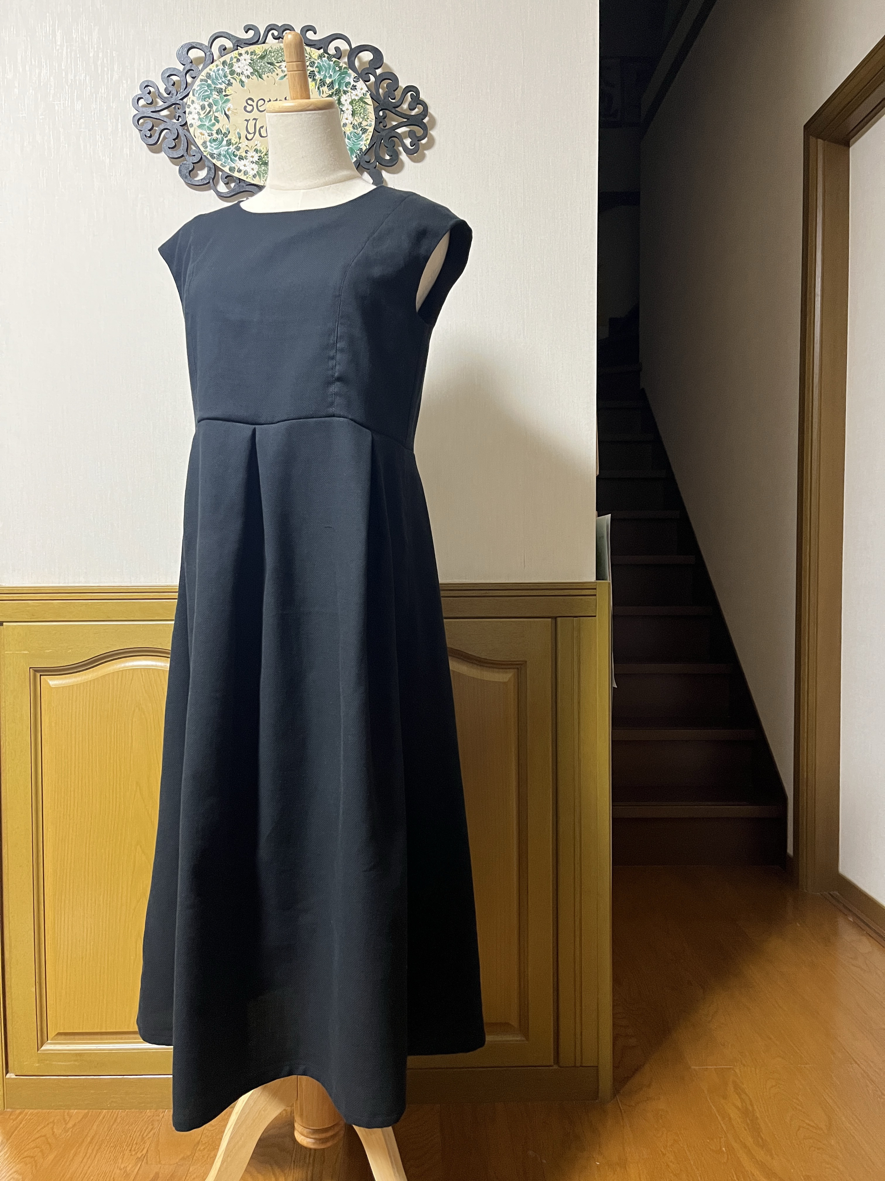 【送料無料】ノースリーブワンピース