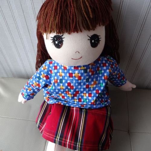 可愛い抱き人形 着せ替え16点付き 送料無料 その他人形 手作りチャメ