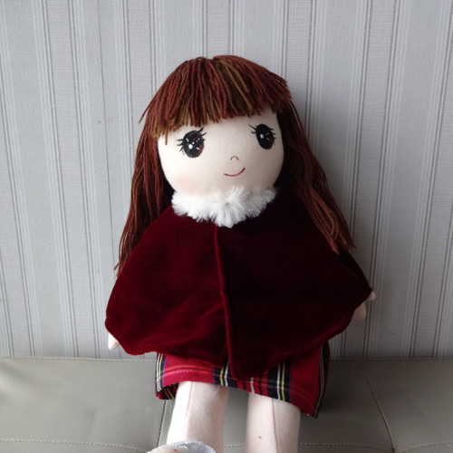 可愛い抱き人形 着せ替え16点付き 送料無料 その他人形 手作り