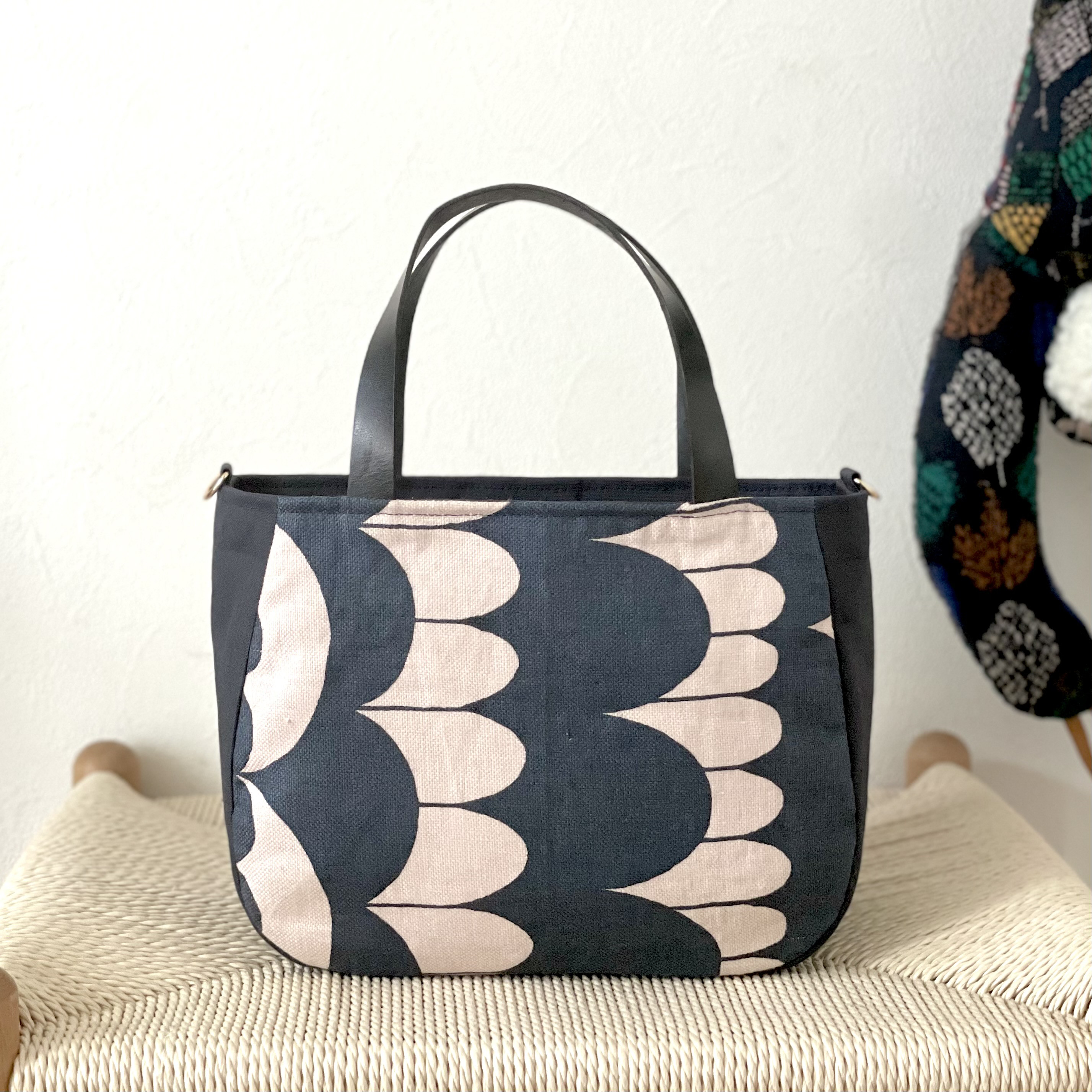 ⚮̈ミナペルホネン　mottoかくれんぼトート　sea lace チャコール