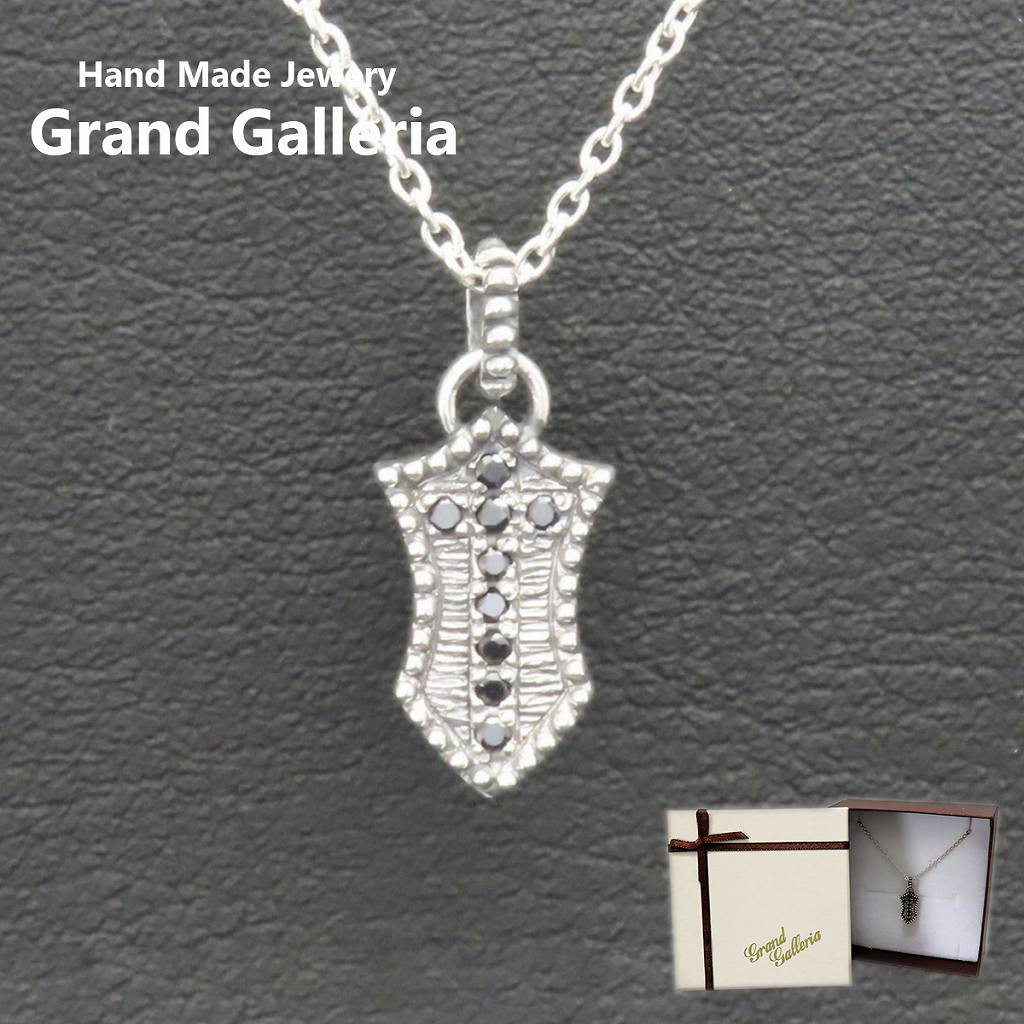 シールドクロスネックレス シルバー925 オニキス 【刻印無料】 シールド 盾 クロス 十字架 ネックレス ペンダント