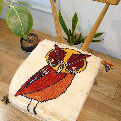 ギャべ⭐︎動物刺繍ラグ 約57cm x 85cm ギャッベ（ギャベ）専門店 インプレッションオブギャッベ / アクセント