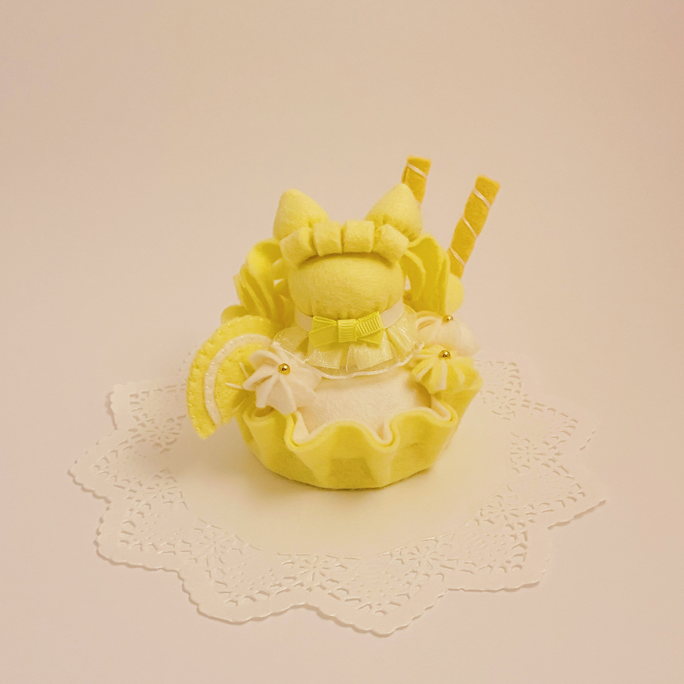 フェルトマスコット［くつろぎれもんタルトちゃん］