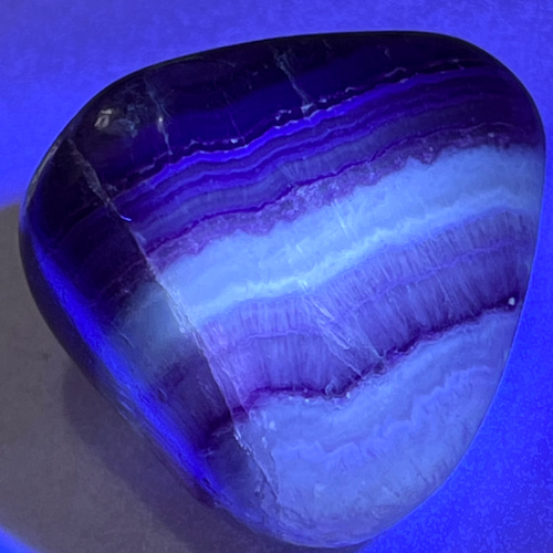 バイカラーフローライト キラキラ虹入り 合格祈願、集中力、記憶力を高める 守護石 記憶力を高める石✨ レインボー バイカラー フローライト 蛍石