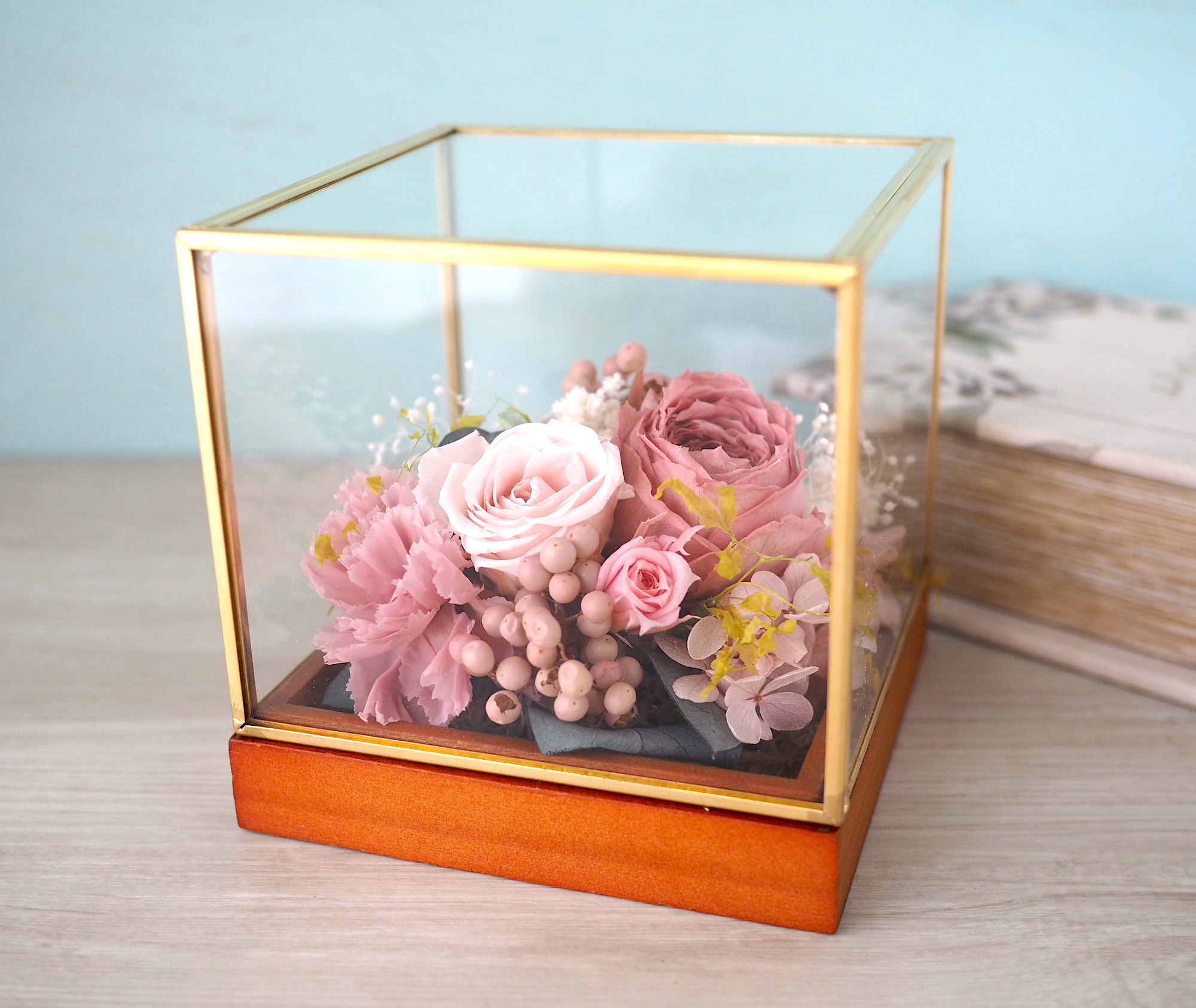 Iron gold square -apricot pinkroses-