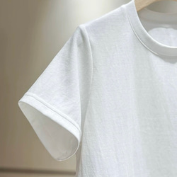 美しい裾透かし刺繡仕様　綿混カットソー・Tシャツ【秋春夏】白 3枚目の画像