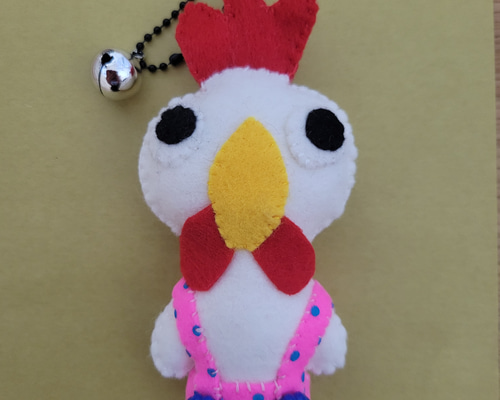 にわとりさんのフェルトマスコットキーホルダー ぬいぐるみ あずき