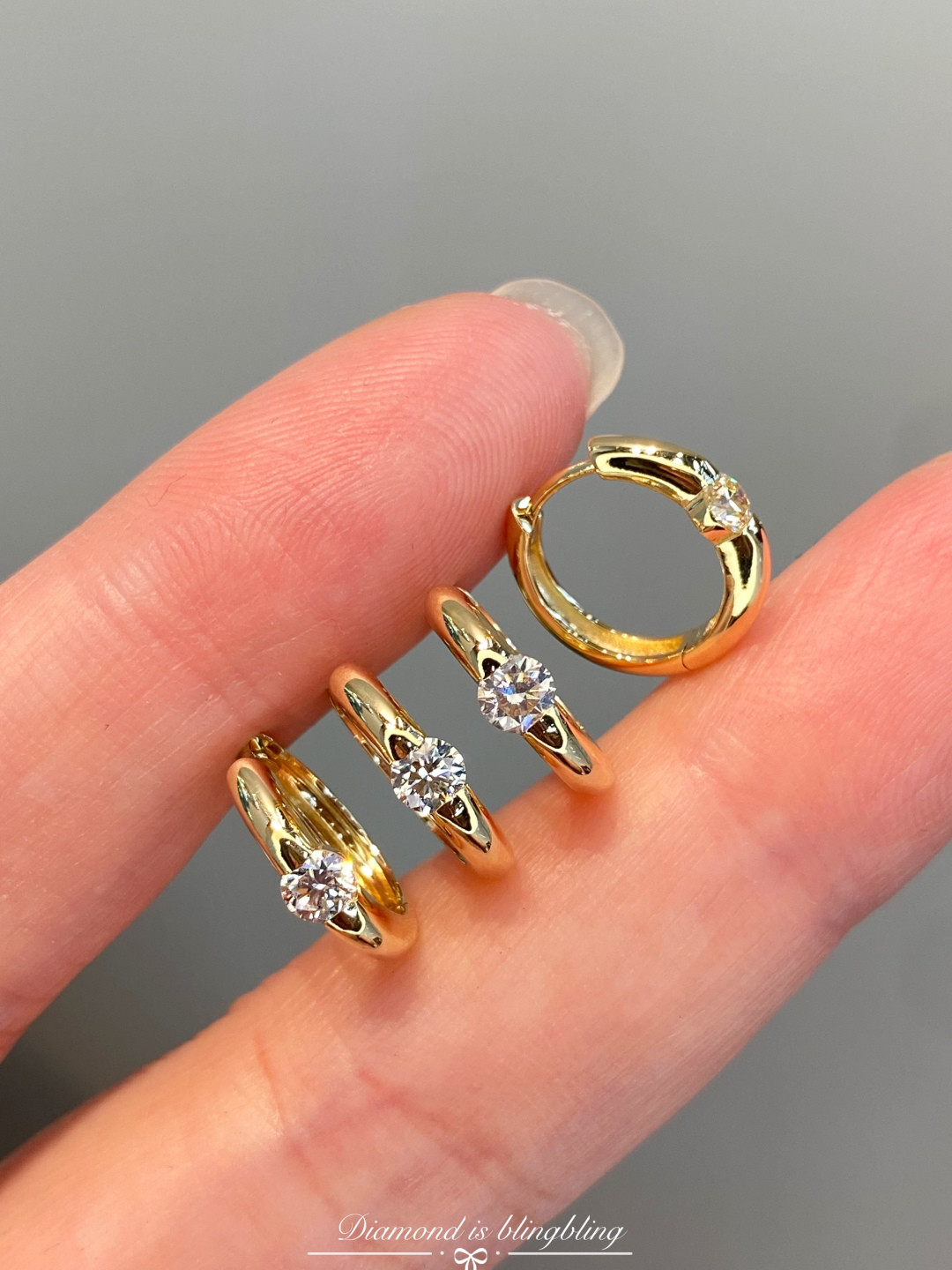 天然ダイヤモンド付きフープピアスk18 5811 ピアス（フープ