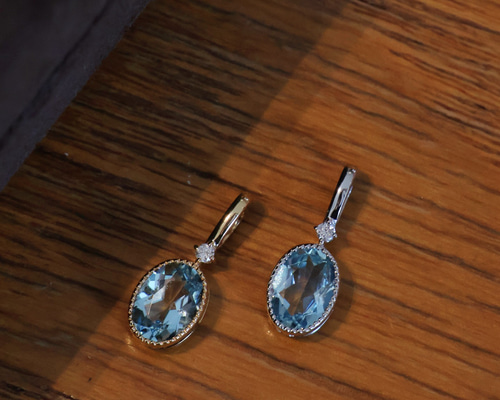 ♢Nページです♢K18 アクアマリン チャ―ム ペンダントトップ K18 アクアマリン ネックレスチャ―ム ペンダントトップ Antique