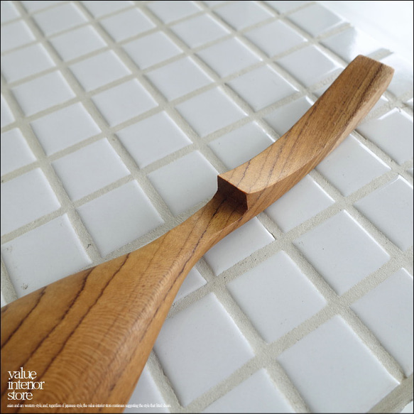 チーク無垢材 どんぶりスプーンL20cm スープスプーン 蓮華 レンゲ カレースプーン 無垢材カトラリー 手作り 木工 5枚目の画像