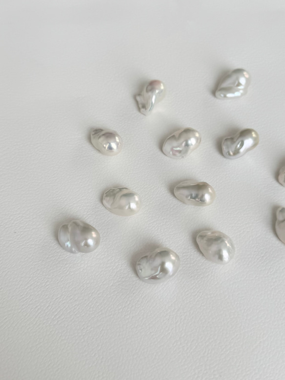 アクセサリー mini oyster baroque pearlearrings mini oyster baroque pearlearrings ピアス（その他） elem 通販