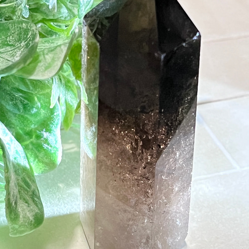 煙水晶 スモーキークォーツ レインボー ポイント ポリッシュ 原石