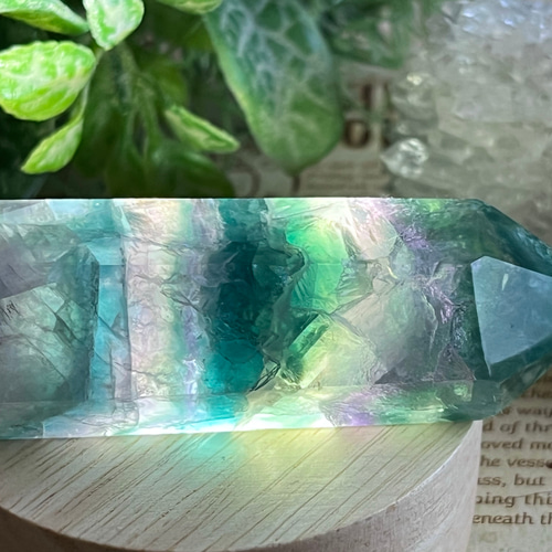 レインボー マルチカラー フローライト 蛍石 ポイント 原石 天然石