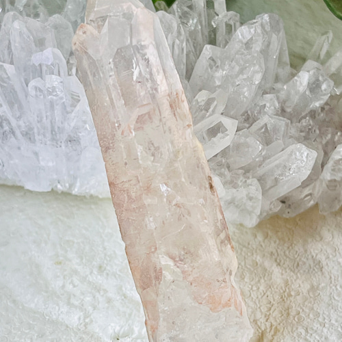 爆レア❗️超綺麗♡可愛い♡レインボー☆ピンクレムリアンシード原石ポイントA1335 本物保証】超激レア石・超希少石｜グラデーションピンク♪｜ピンク