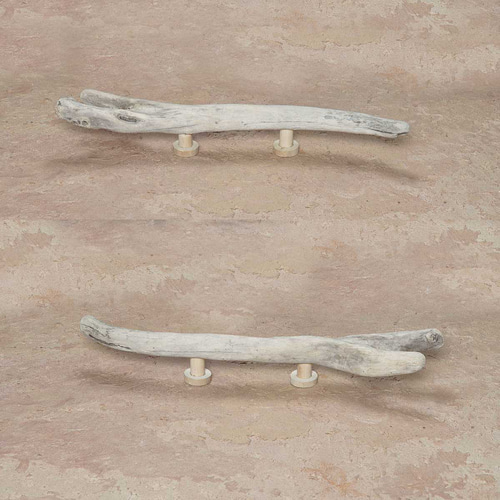 流木　ドアハンドル　ドアノブ　取手　長さ60cm 　三日月　希少 流木 ドアハンドル ドアノブ 取手 長さ60cm 三日月 希少 - メルカリ