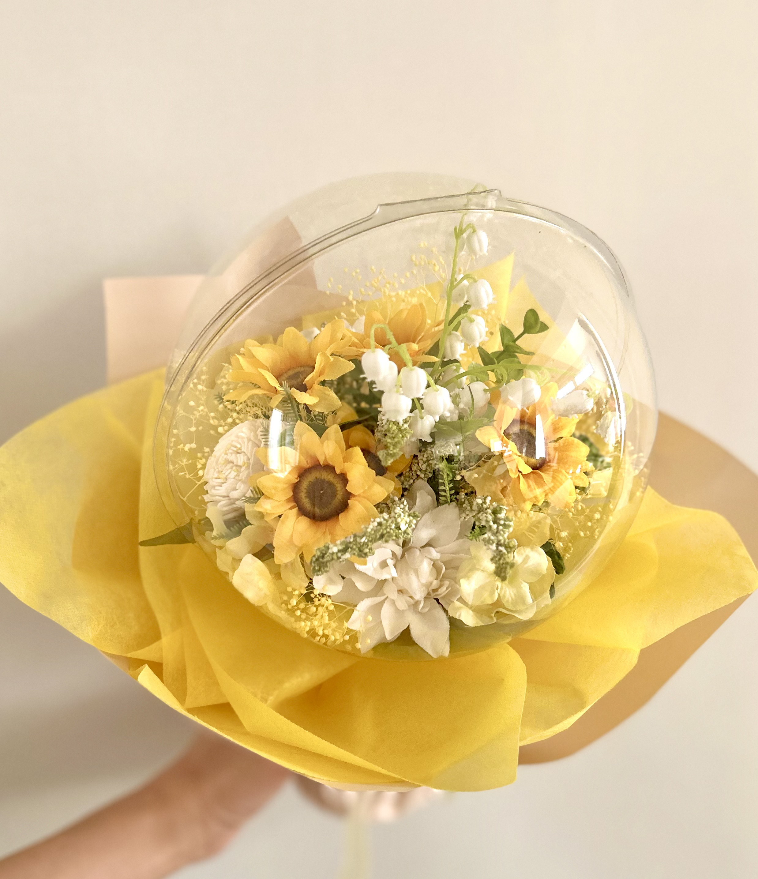 バルーンフラワー人気♡ひまわりとスズランのバルーンフラワーブーケ