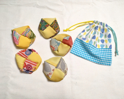 お手玉 おばあちゃんの手作り おばあちゃんが作った正絹お手玉7 お片付け袋付き おもちゃ・人形