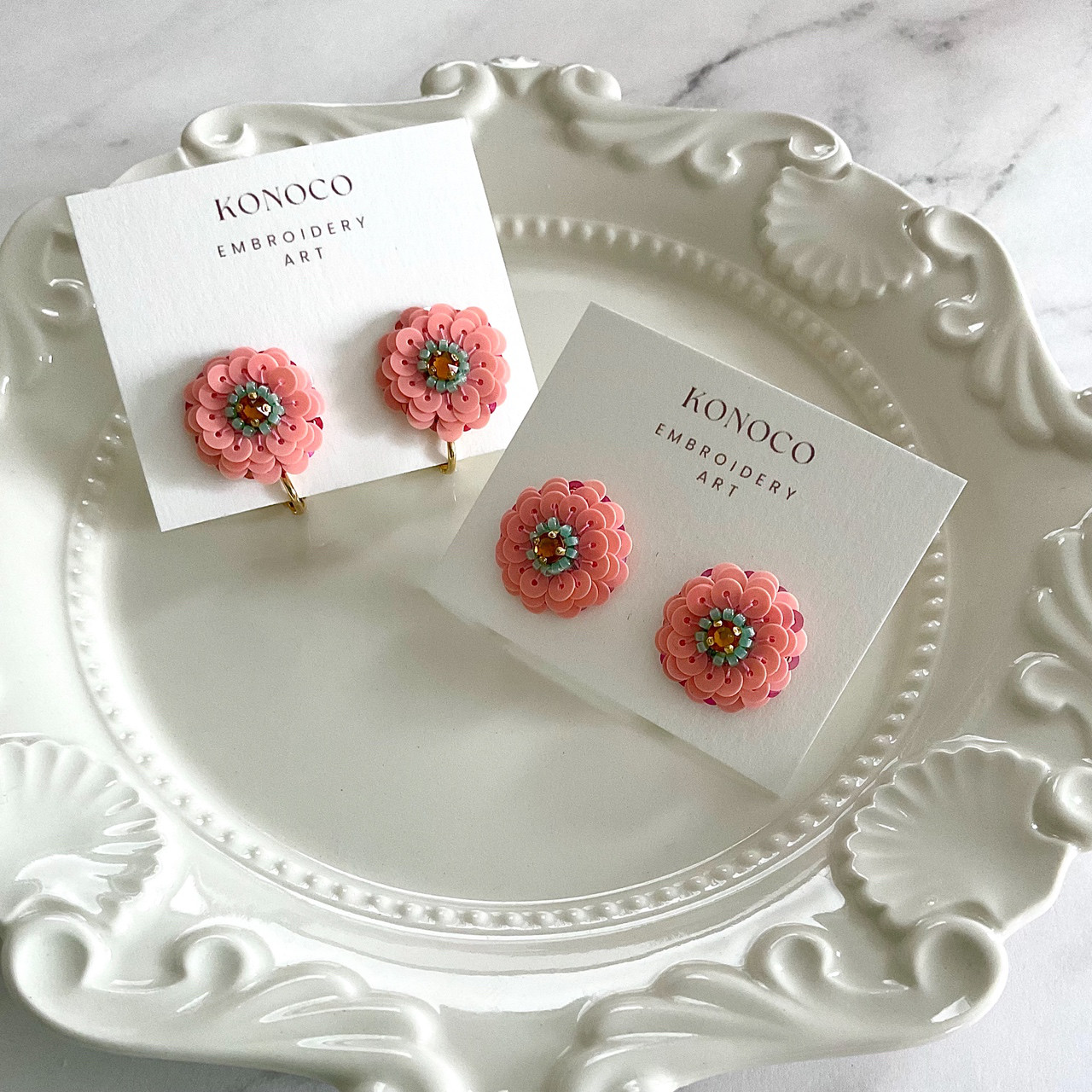 トケイソウの耳飾り(サーモンピンク×トパーズ)