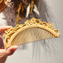 0725122  高品質　檀木櫛　牡丹彫り50＊118ミリ 0725122 高品質檀木櫛牡丹彫り50＊118ミリ