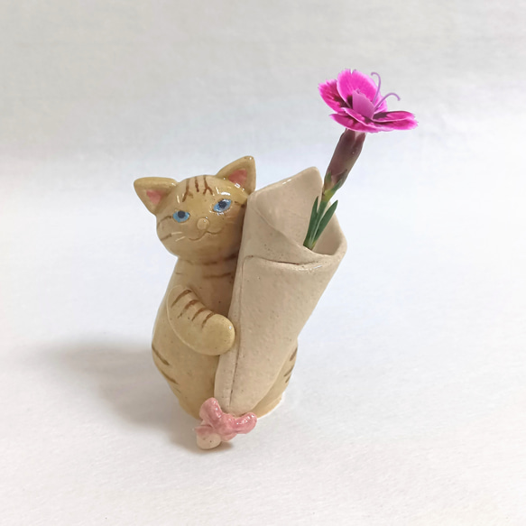 トラ猫の一輪挿し 陶器 揚枝入れ 花器 花瓶 一輪挿し・花瓶・花器 粘土
