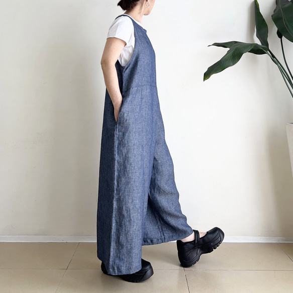 ゆったりサロペットパンツ　* デニムリネン混紡素材 * 4枚目の画像