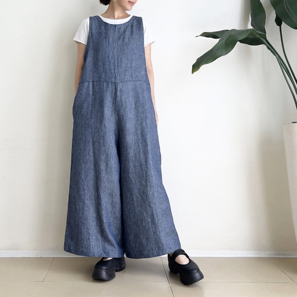 ゆったりサロペットパンツ　* デニムリネン混紡素材 * 2枚目の画像