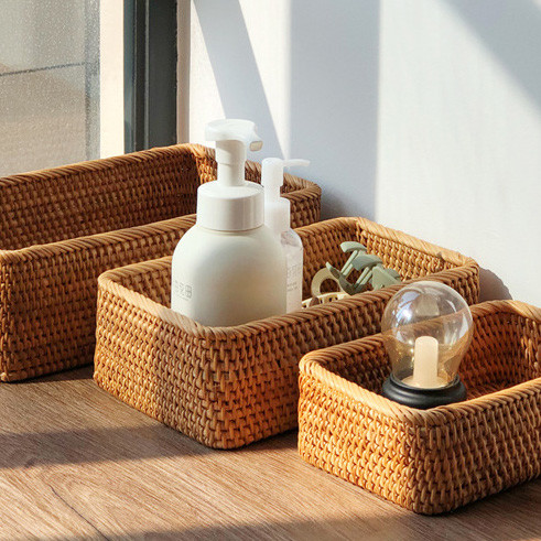 大きな　ラタン　カゴ　バスケット　籐　ハンドメイド　手作り ラタンで作るふっくらバスケット いろんな方がふっくらしている