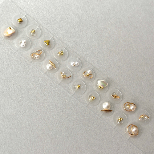 耳ツボジュエリー 耳つぼシール 金粒 ゴールド 100粒 透明 クリア 楽天