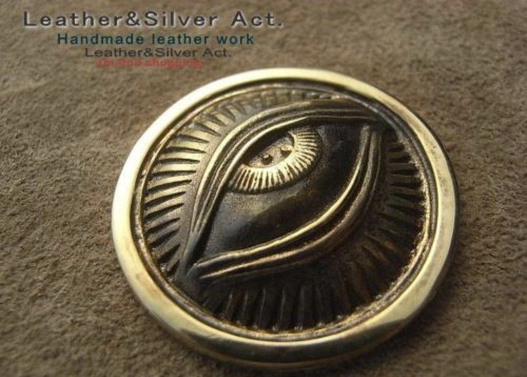フリーメイソン プロビデンスの目 　真鍮　ブラス コンチョ　金具指定可能　ハンドメイド　秘密結社