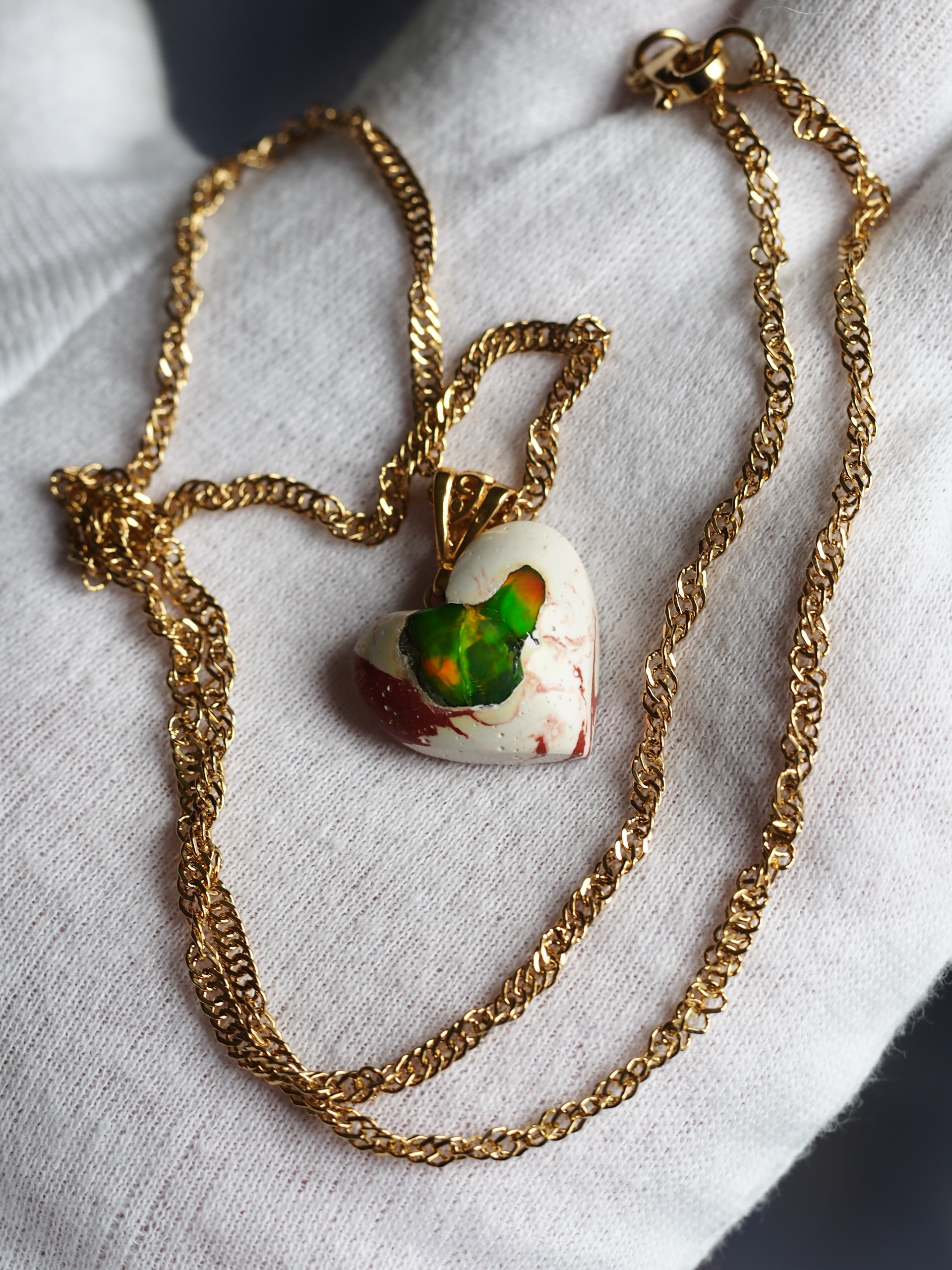 限定１ Galaxyオパール18　ハート形K14gfデザインバチカンネックレス  No40❀