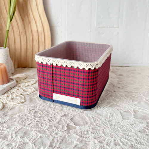 ファミリア　ジェルケース(小物ケース) 赤チェック ファミリア familiar ジェルケース 赤系ファミリアチェック