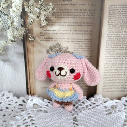 R*n様 カップケーキさんの編みぐるみキーホルダー〇 キャプションお読みください 垂れ耳ピンクうさぎさん＊編みぐるみキーホルダー あみぐるみ