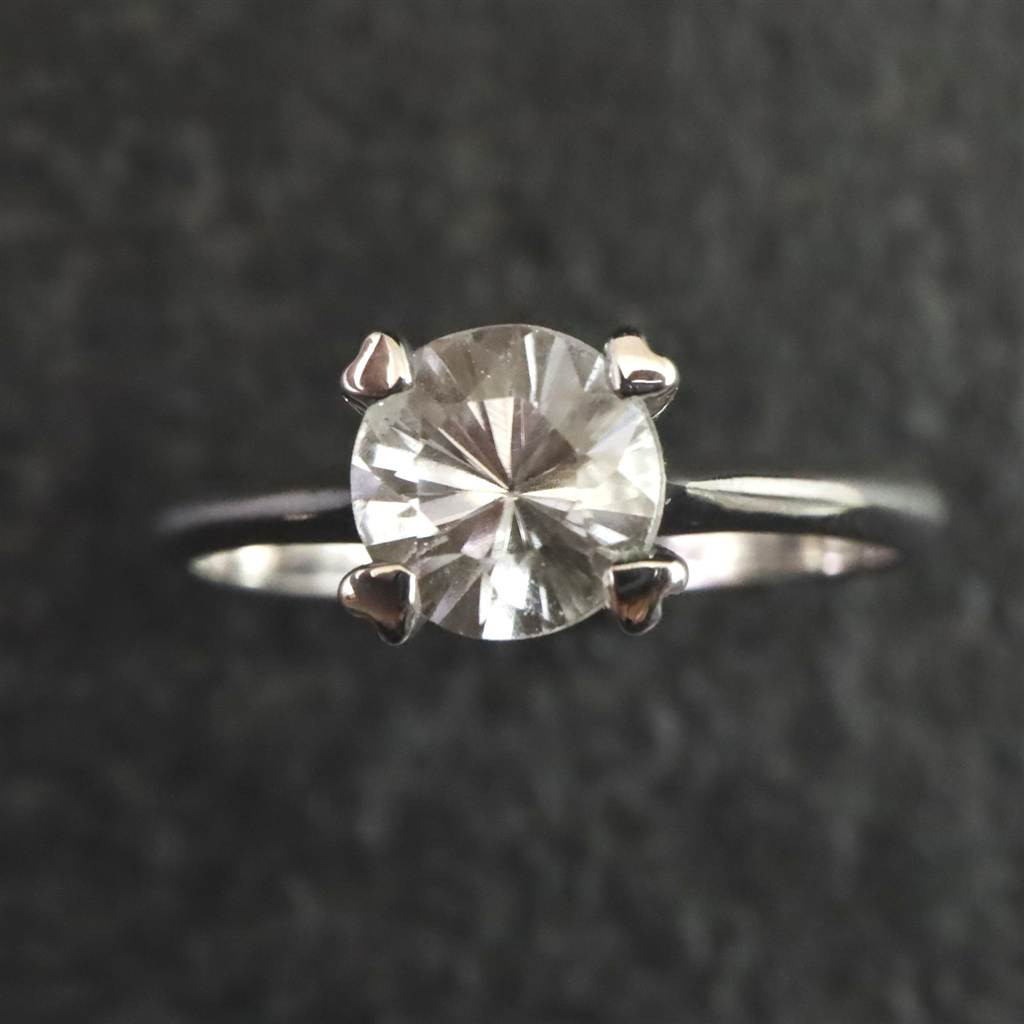 ブラジル産 フェナカイト 6.6mmラウンドカット リング 鑑別書付 15号 #51082