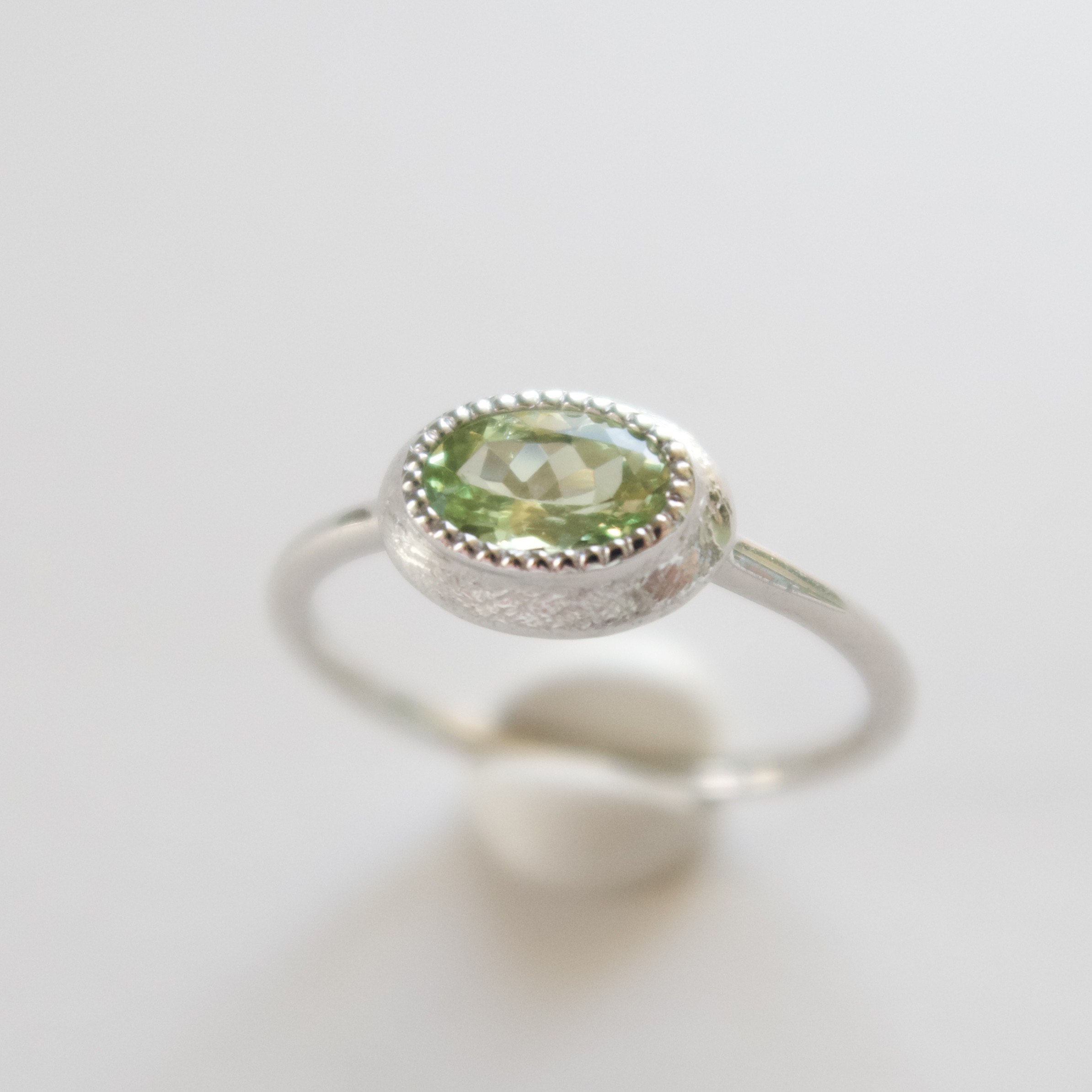 《カラーチェンジガーネット｜Garnet》Silver925 天然石リング・完成品｜ANUENUE