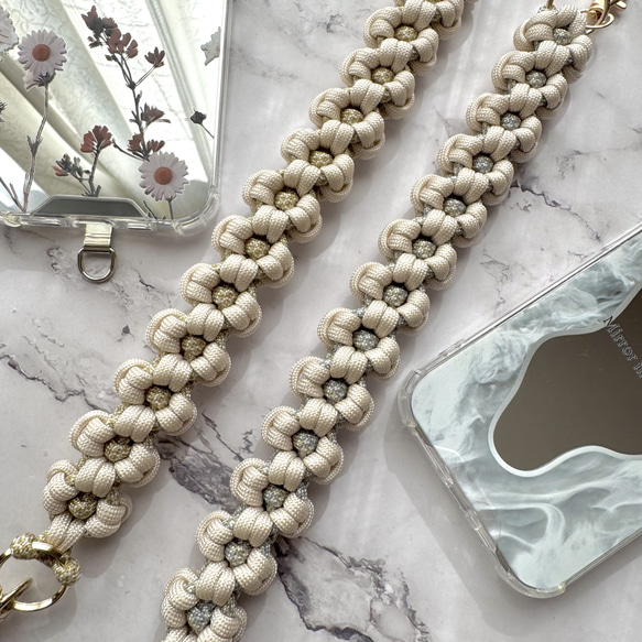 お花モチーフ✿パラコードで作るスマホストラップ/スマホショルダー