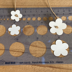 レザーフラワー #4 秋に咲いていそうな花　60枚 4枚目の画像