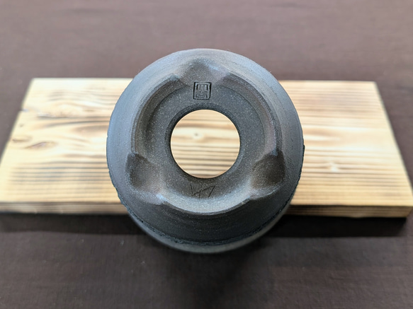 【植木鉢】◆テレビチャンピオン陶芸王が作る器・炭化窯変裂罅紋様鉢(たんかようへんれっかもんようばち) 4枚目の画像