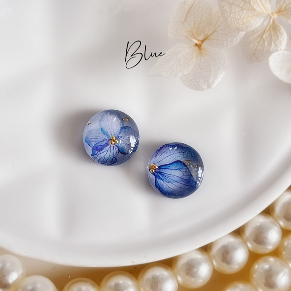 ♡送料無料♡紫陽花柄レジンピアス　イヤリング　ステンレス　樹脂ポスト 4枚目の画像