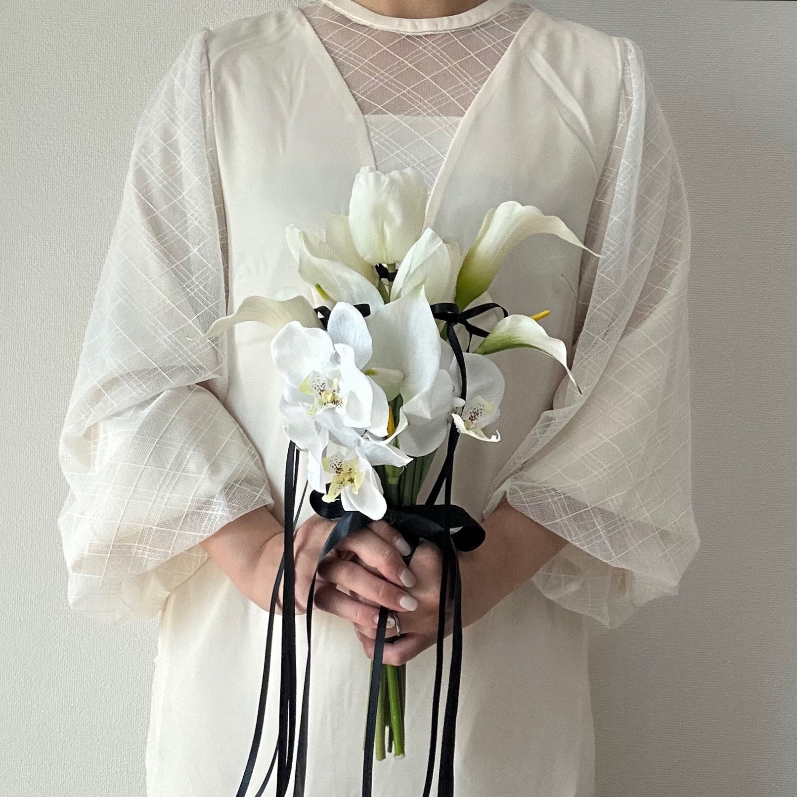 造花ブーケ シルバーリボン付き