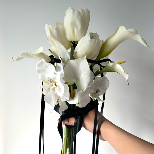 即納可能】シンプルクラシカル ホワイト×ブラックブーケ トレンドの