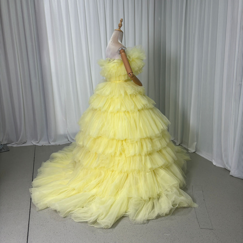 イエロー フリル チュール ウェディングドレス ウェディングドレス