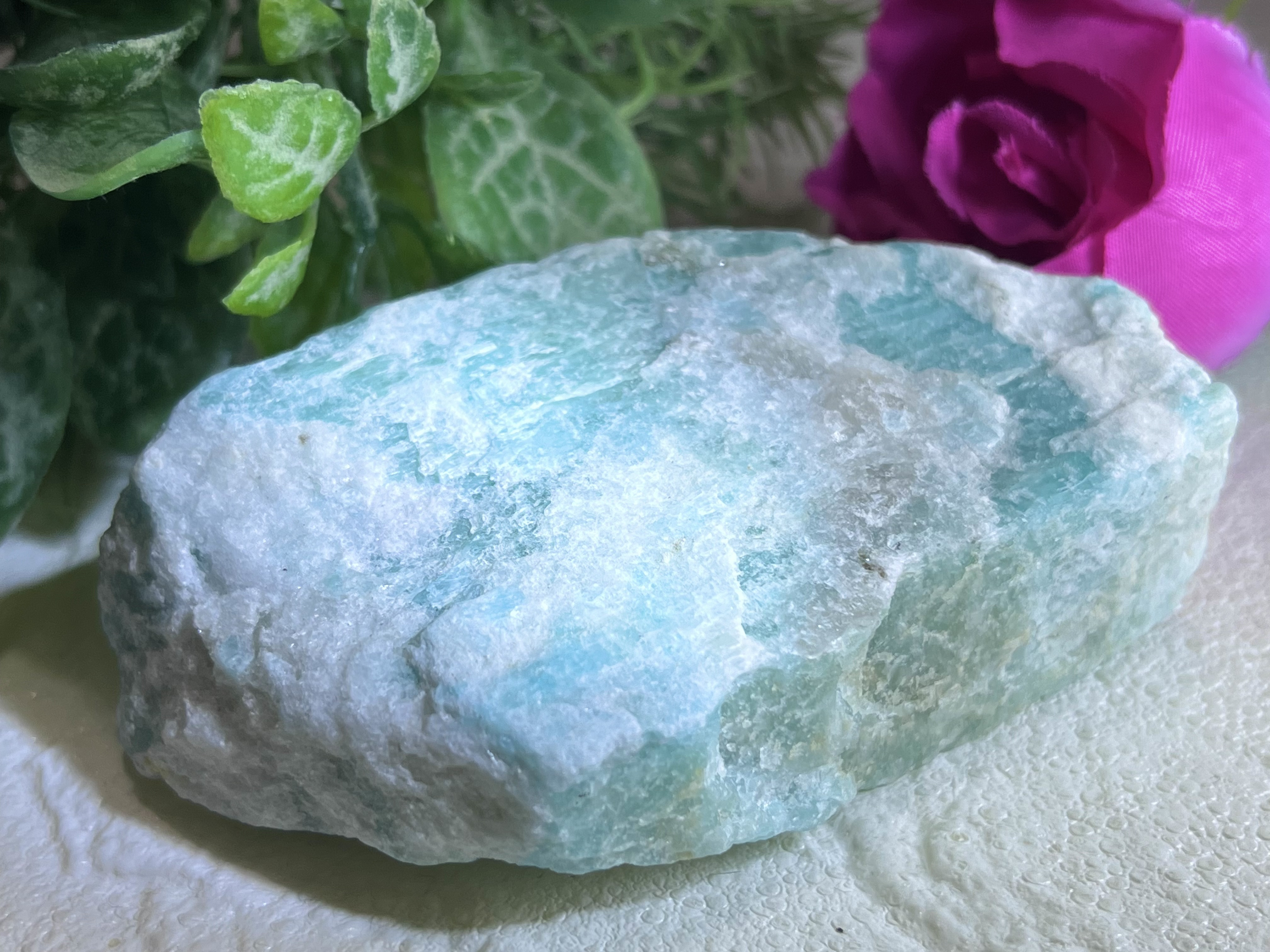 心を照らす光✨　アマゾナイト　天河石　原石　ラフストーン