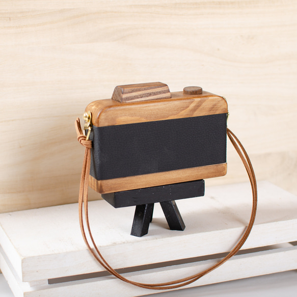 冬限定2025 父の日ギフトに｜木製カメラ型フォトフレーム｜名入れ・写真セット対応 4枚目の画像