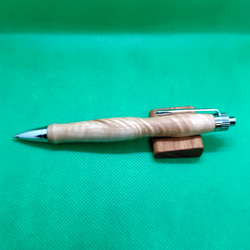 黒柿の木軸ボールペンと栃と欅の変え軸セット 10枚目の画像