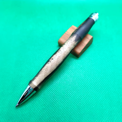 黒柿の木軸ボールペンと栃と欅の変え軸セット 5枚目の画像