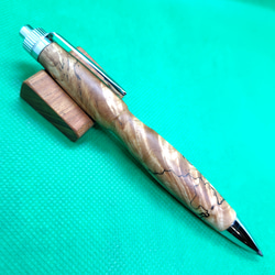 栃の木軸ボールペン 2枚目の画像