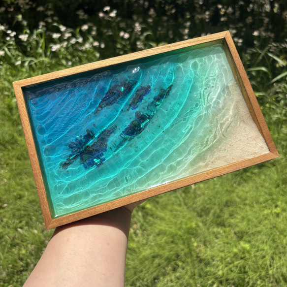 サンゴ礁のある海 レジン オーシャンアート 波紋砂紋 木製トレー 小物
