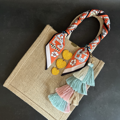 【エミリオプッチ】バックスカーフ 一点物❤️PUCCI生地ツイリースカーフとビーズ刺繍＋大ぶり