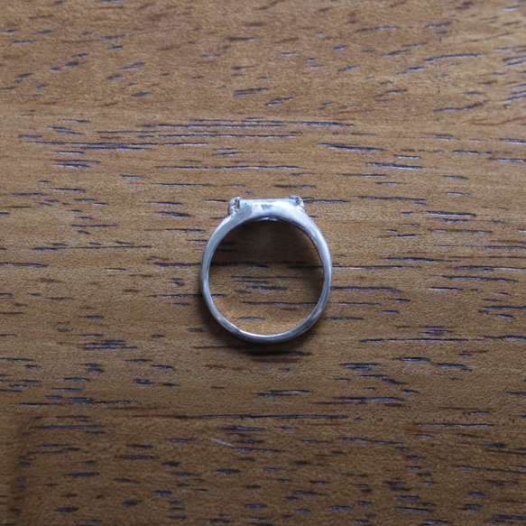 （獨一無二，925銀）鑲嵌原始海藍寶石的銀戒指（9*4毫米，尺寸11） 第7張的照片